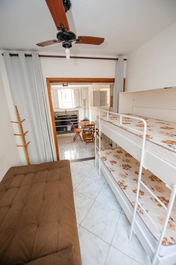 Apartamento Pertinho Do Mar Apartment Ubatuba Bagian luar foto